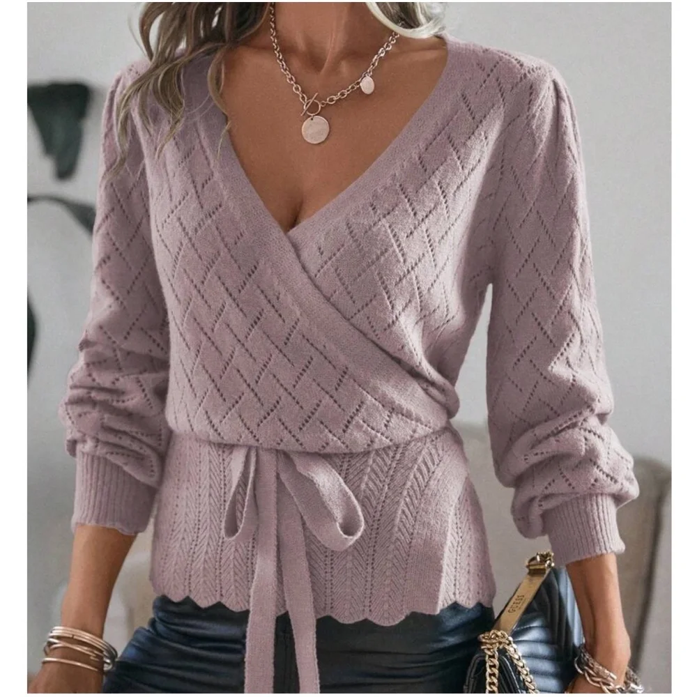 Cozy Scallop Hem Belted Sweater Top - Picture 7 of 9